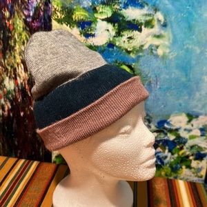 Beanie. Cap. Hat. Brand new. Ecuadorean. Unisex. Reversible. Soft. Warm. Comfy.